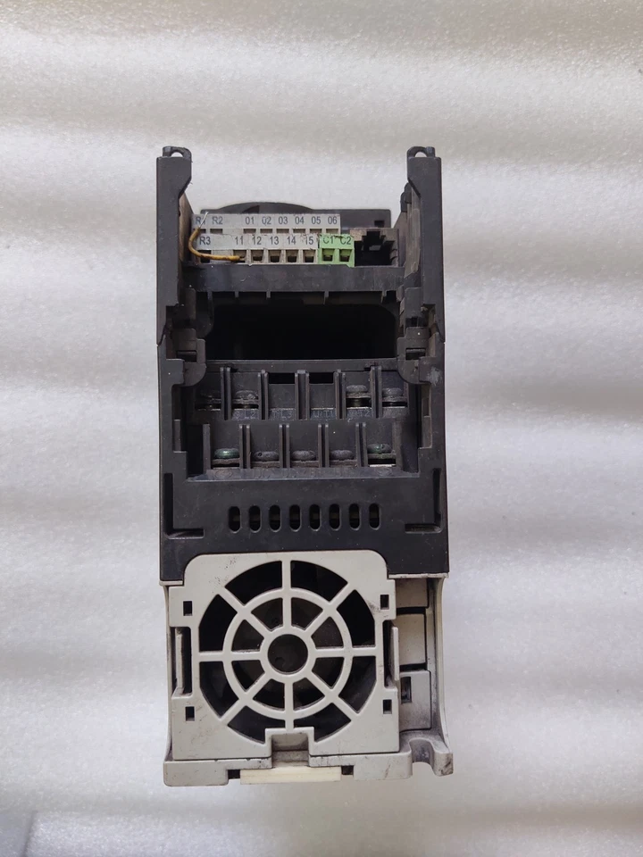 ALLEN BRADLEY 1HP 0.75KW 25A-D2P3N104 TESTED OK